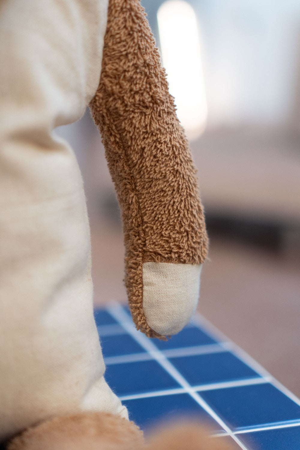 Heatable and Coolable Cuddly Brown Bear