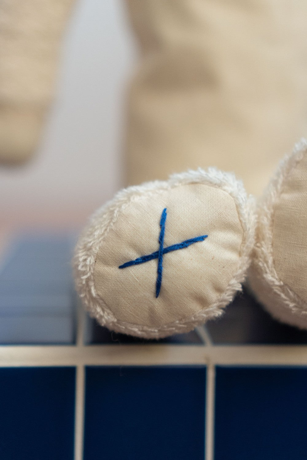 Heatable and Coolable Cuddly White Cat